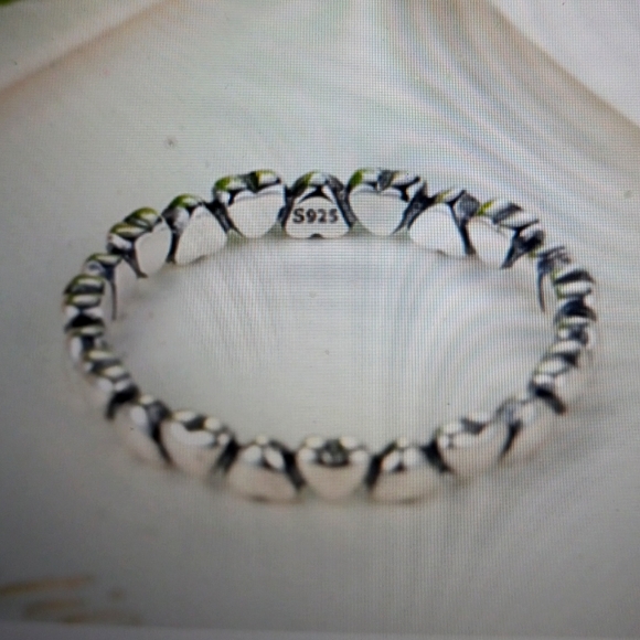 Beautiful π REAL 925 sterling silver eternity hearts ring